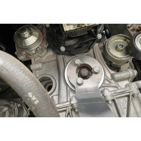 Outil de maintien du vilebrequin moteur EBO et EB2