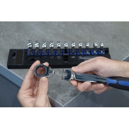 Jeu de clés à cliquet équipé de 12 têtes interchangeables