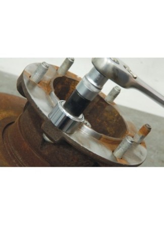 Jeu d'outils d'extraction et de montage de goujons de roue